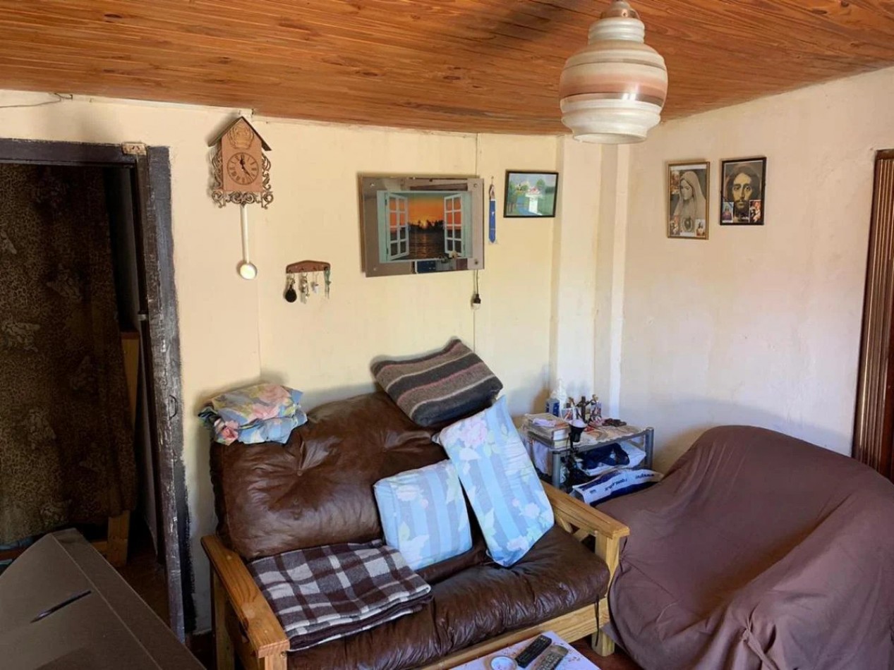 Casa de 3 ambientes en Venta - Rafael Castillo
