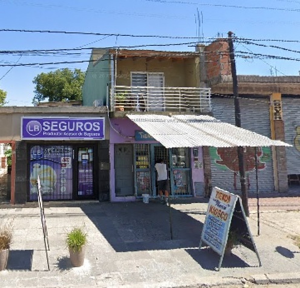 Departamento de 2 Ambientes en Alquiler sobre Avenida - Castelar Sur - Zona Base Aerea