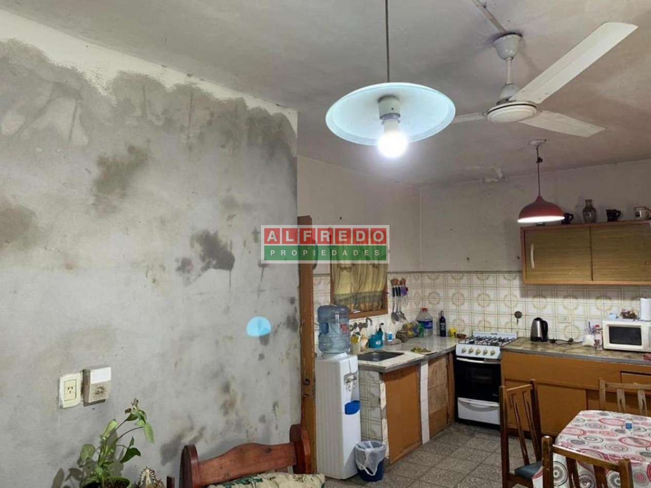Casa de 4 ambientes en Venta - Rafael Castillo Centro