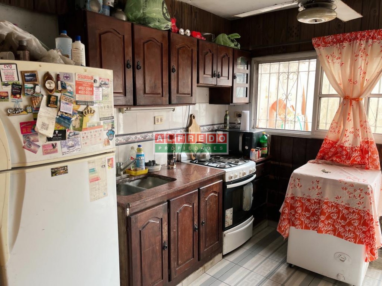 Casa de 4 ambientes en Venta - Castelar Sur