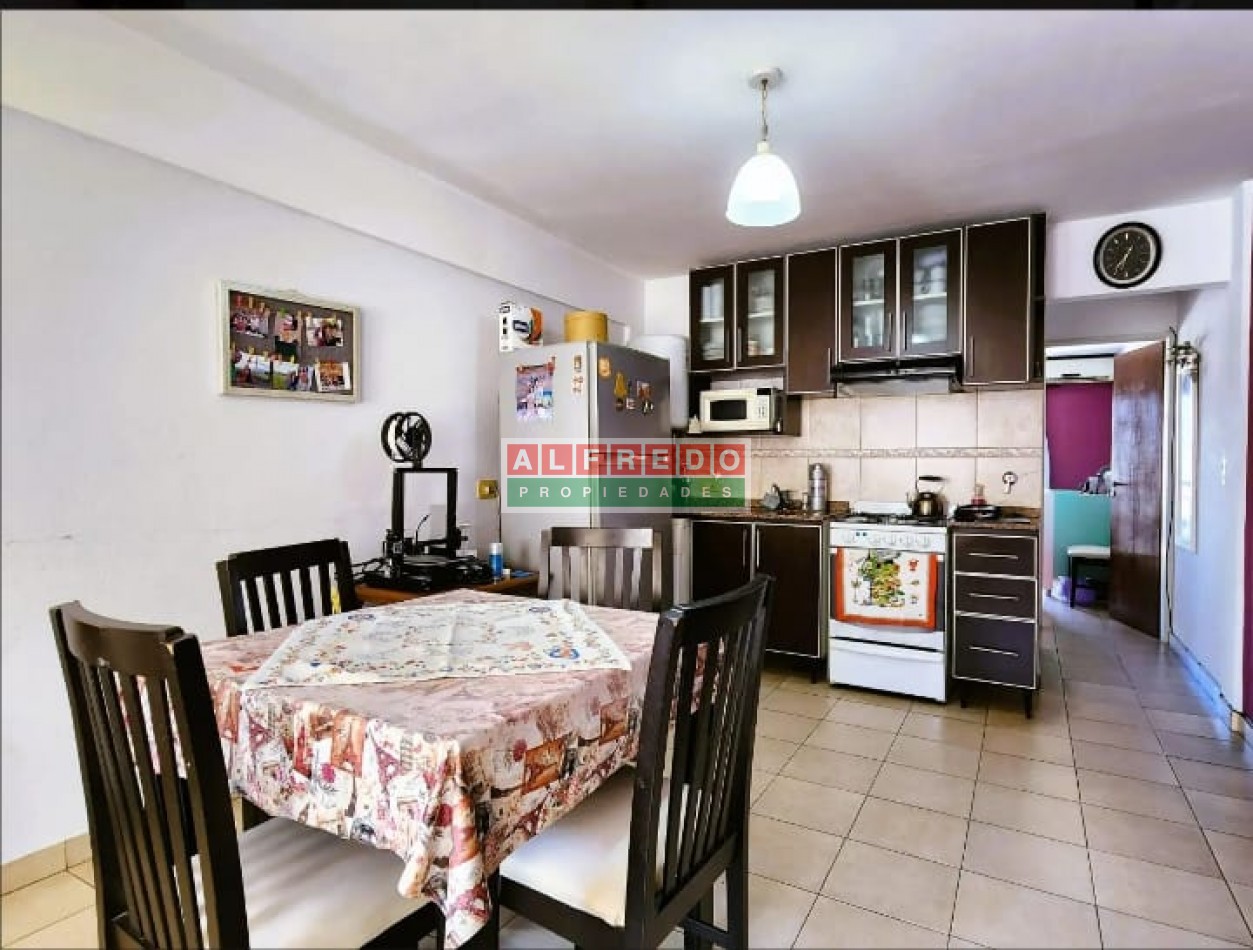 Luminoso 2 ambientes con cochera en Moron Sur - Ideal inversor o primera vivienda