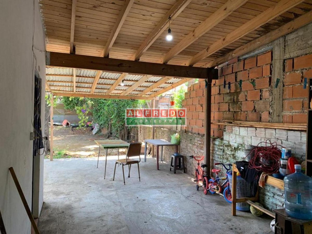 Casa de 4 ambientes en Venta - Rafael Castillo Centro