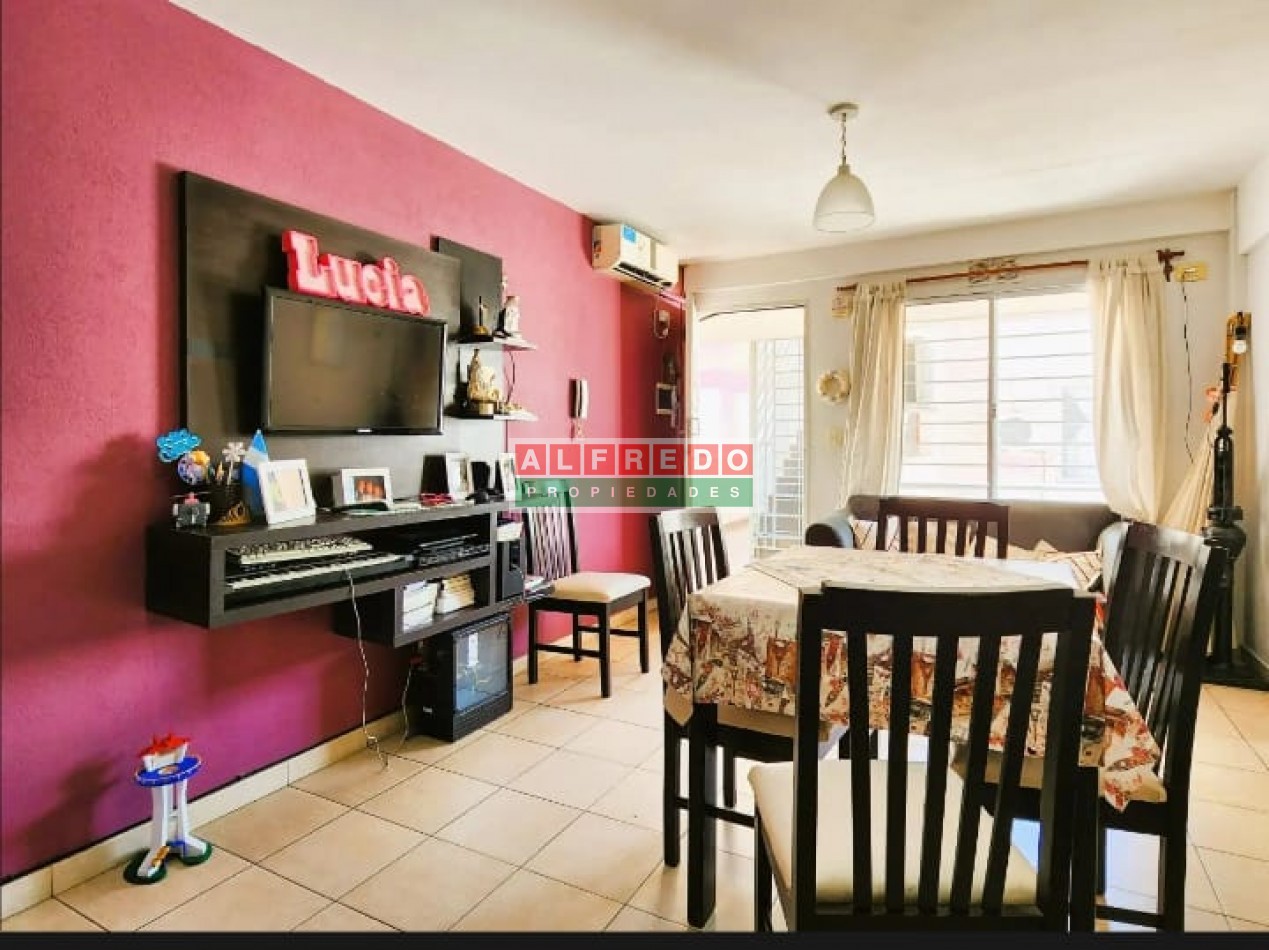 Luminoso 2 ambientes con cochera en Moron Sur - Ideal inversor o primera vivienda