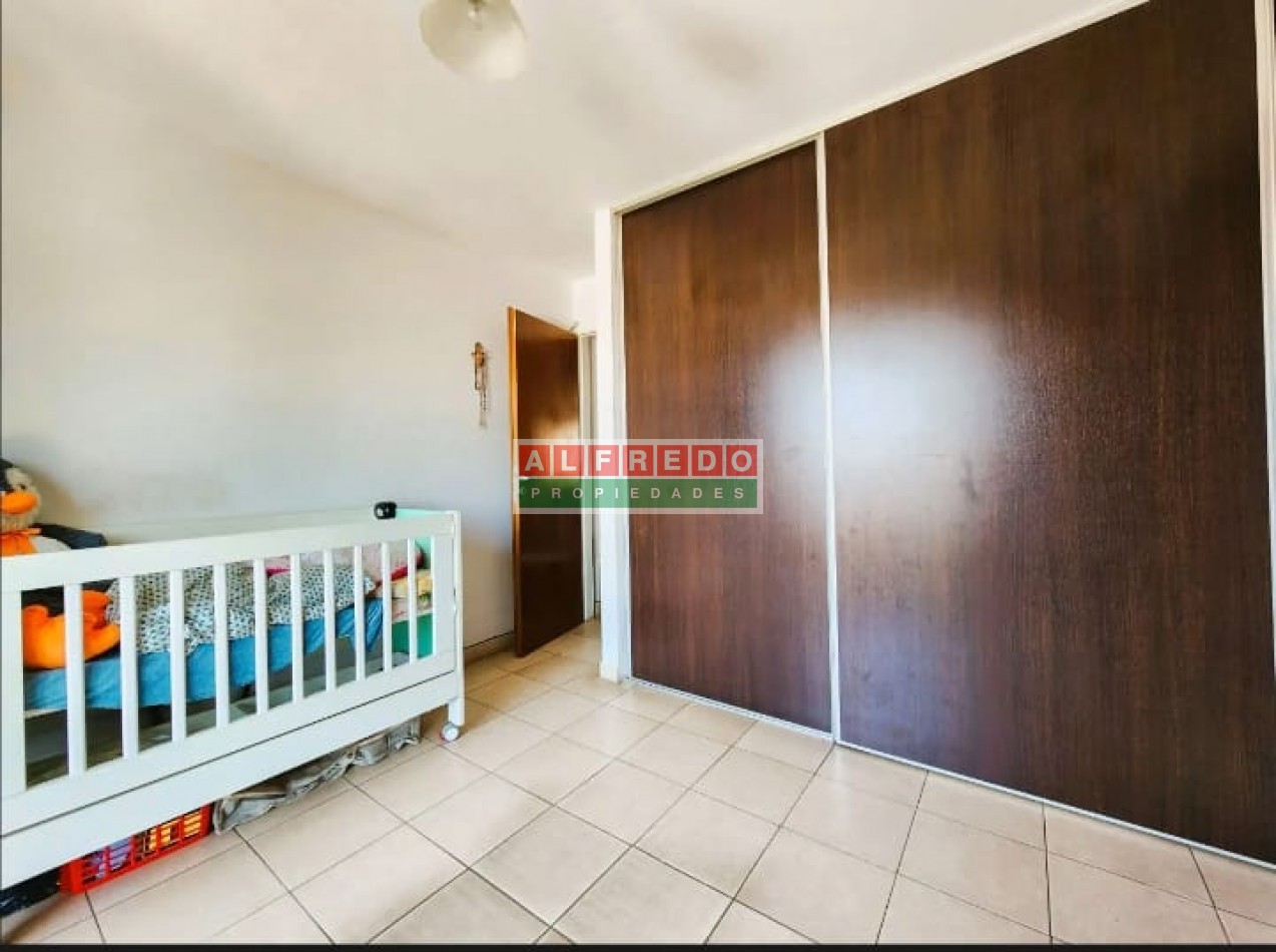 Luminoso 2 ambientes con cochera en Moron Sur - Ideal inversor o primera vivienda