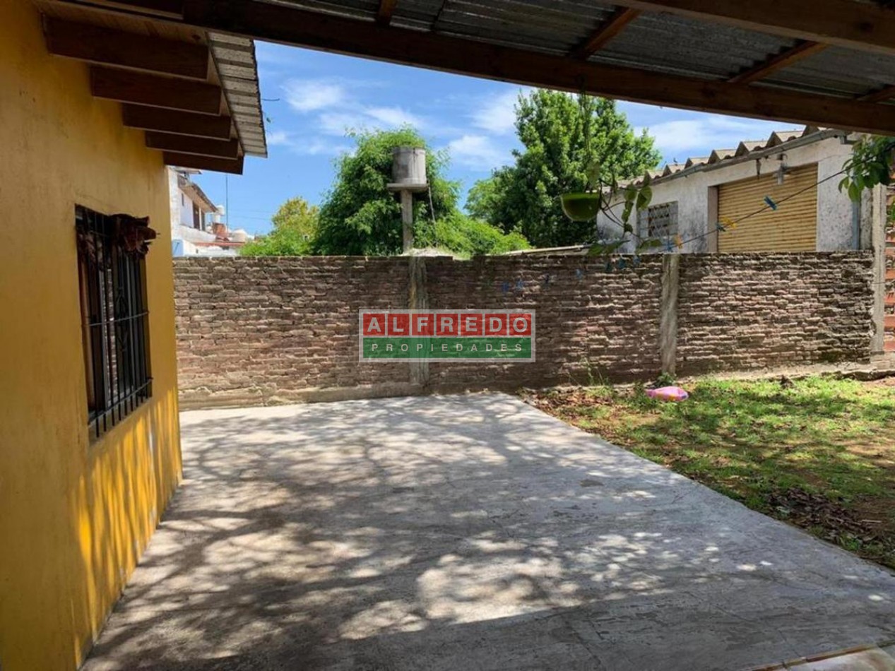 Casa de 4 ambientes en Venta - Rafael Castillo Centro