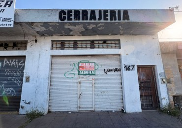 Local comercial en alquiler sobre Avenida Carlos Casares - Rafael Castillo