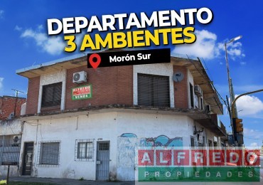 Amplio departamento de 3 ambientes en primer piso - Moron Sur - Venta